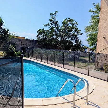 Maison De Avec Grande Piscine Pres De La *